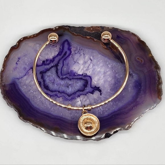 SALE 3 for $30 Guess Open Cuff Bracelet - Picture 4 of 5